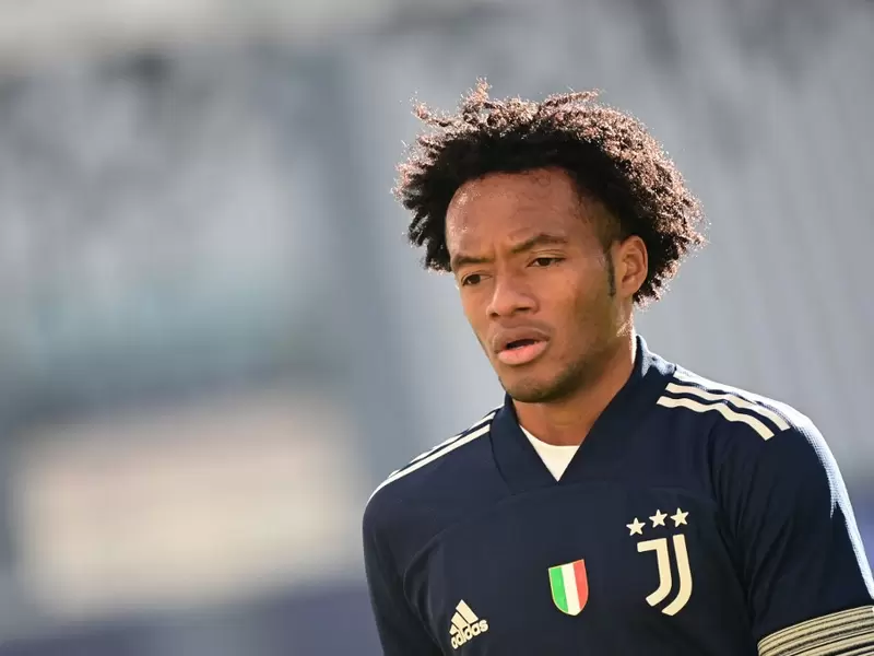 Juan Guillermo Cuadrado ejerciendo como uno de los capitanes de la Juventus