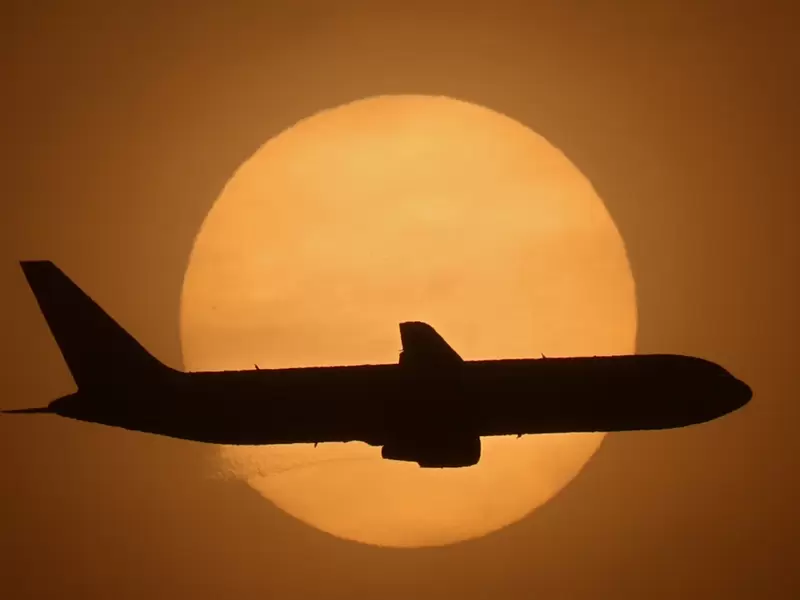 Avión comercial se estrelló en China Avión comercial se estrelló en China