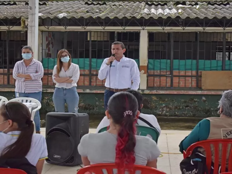 Ffie habló sobre colegios de Ibagué