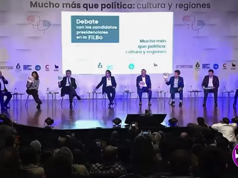Debate presidencial Feria del Libro
