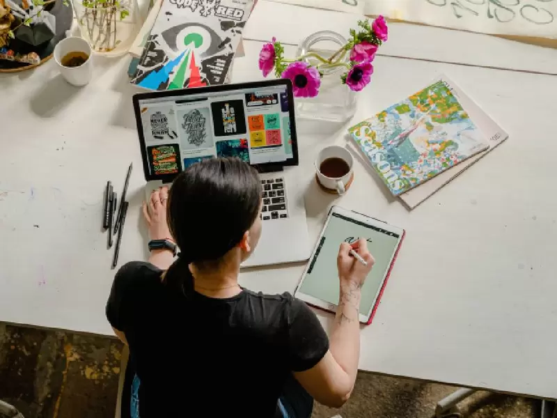 Trabajo híbrido - imagen de referencia Trabajo híbrido