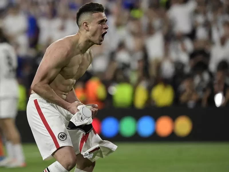 Rafael Santos Borré Rafael Santos Borré