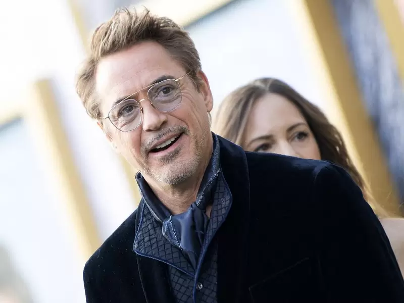 Robert Downey Jr