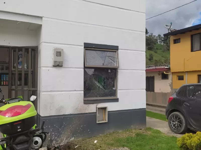 Ataque con explosivo a estación de policía de Belmira