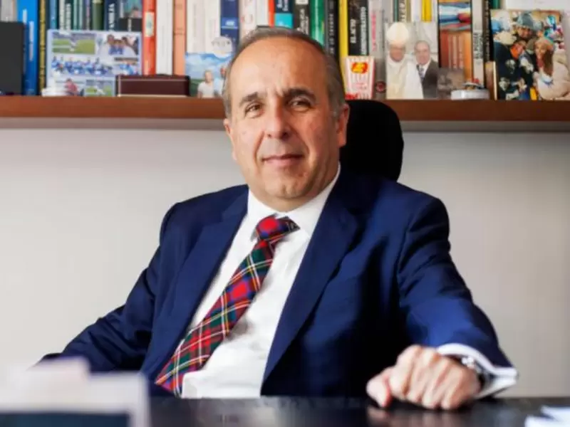 Ministro de Transporte, Guillermo Reyes