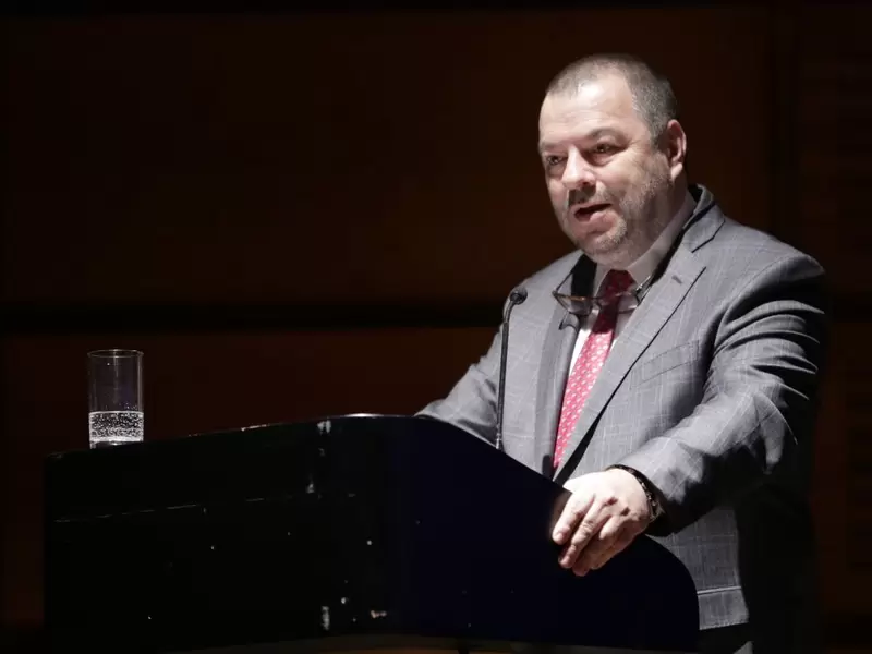 Carlos Negret renuncia al Nuevo Liberalismo: Detalles de su retiro Carlos Negret renuncia al Nuevo Liberalismo: Detalles de su retiro