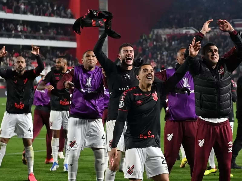 Atlético Paranaense tras clasificar a semifinales de Copa Libertadores Atlético Paranaense tras clasificar a semifinales de Copa Libertadores