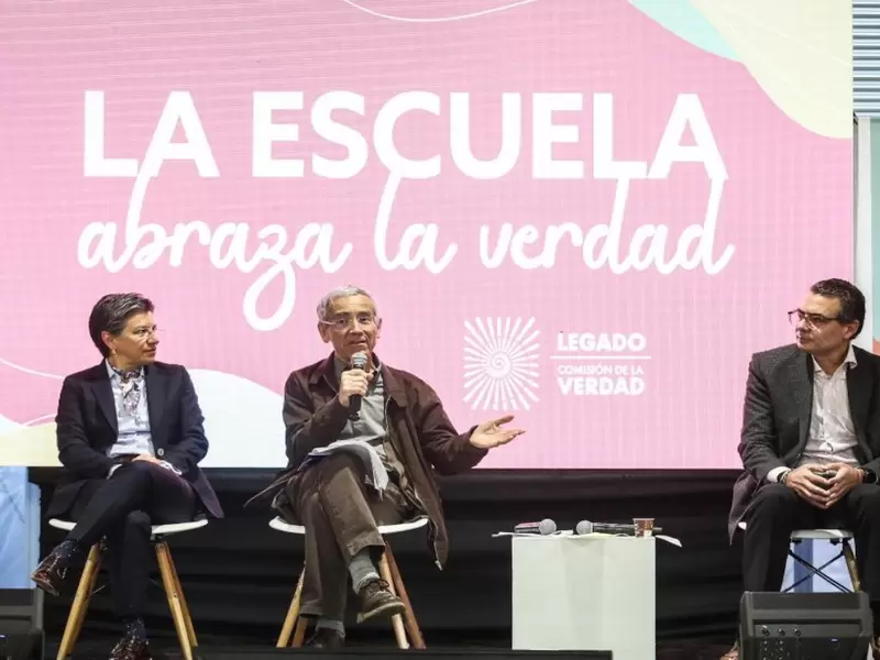 Informe Comision de la verdad llega a colegios Informe Comision de la verdad llega a colegios