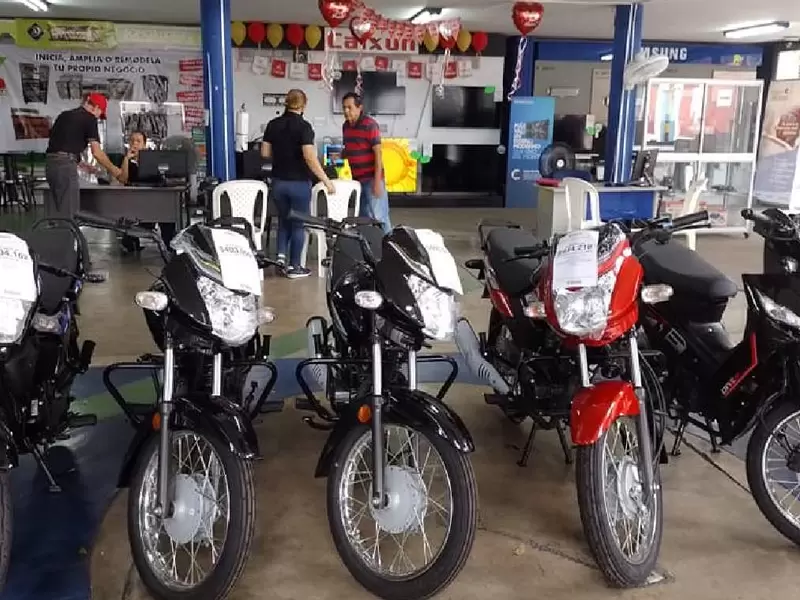 Motos nuevas expuestas