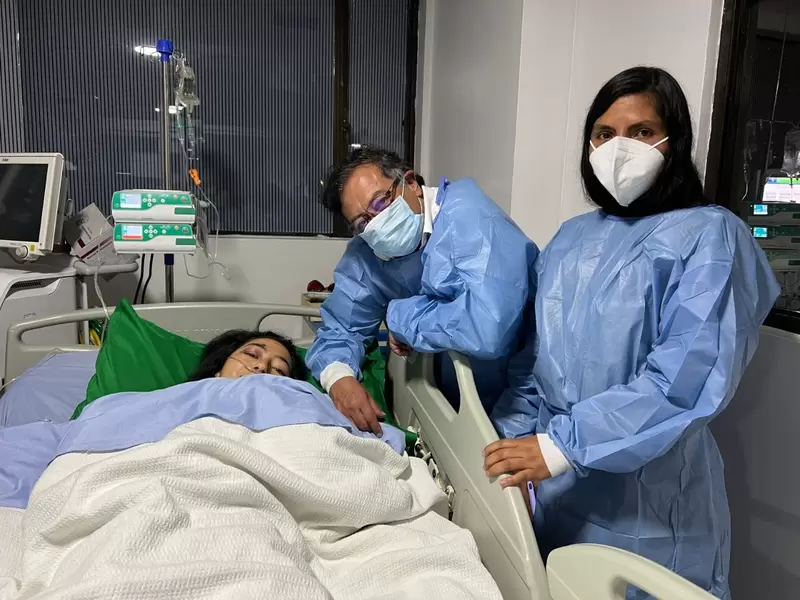 Petro con mujer atropella en calle 26