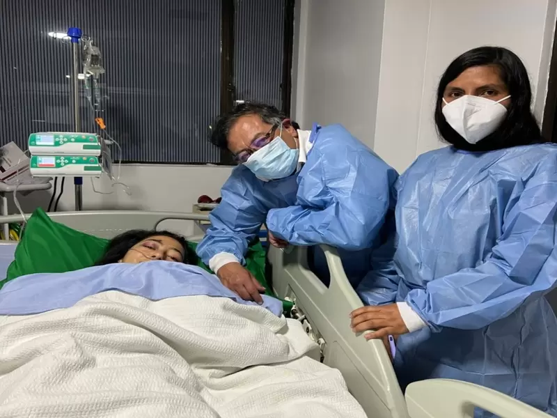 Petro visita a mujer atropellada por su comitiva