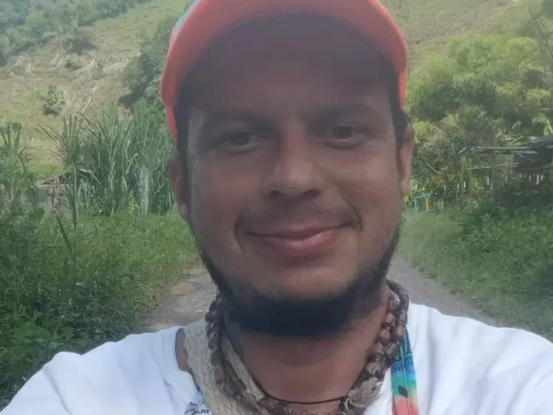 Era propietario de una posada rural que funcionaba como refugio para decenas de animales sin hogar