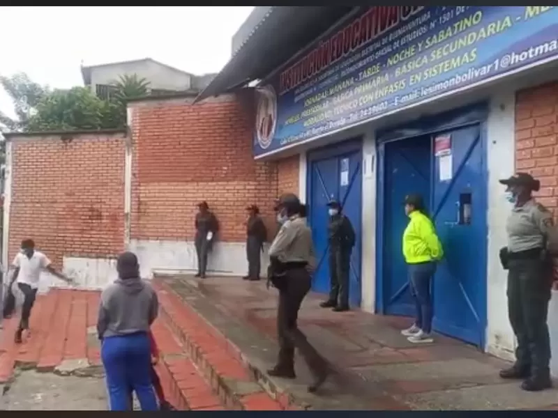En 15 colegios han recibido amenazas.