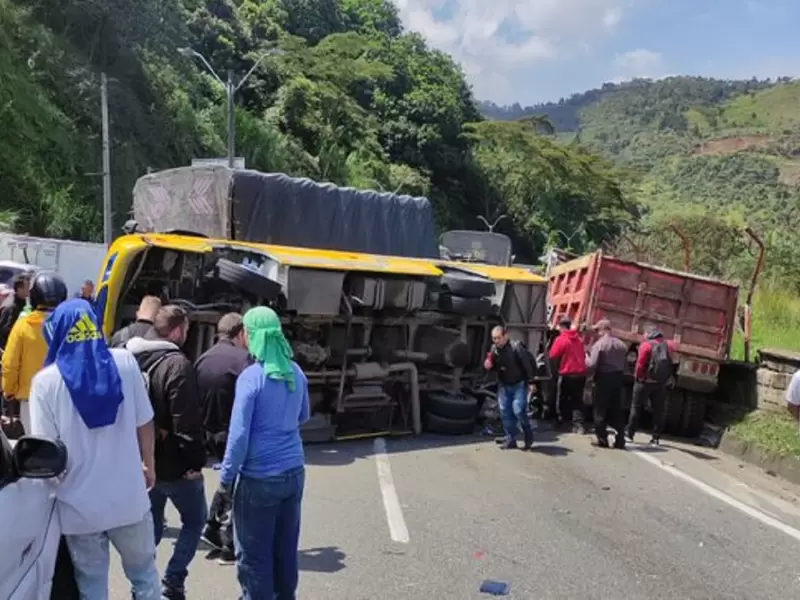 Víctima fatal de accidente de tránsito en la Medellín - Bogotá tenía 69 años