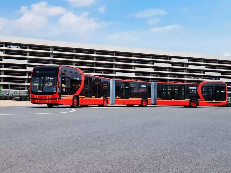 Bus eléctrico más largo del mundo está en Bogotá