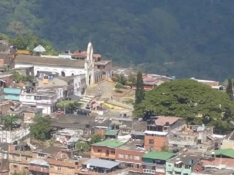 En Landázuri se decretó tres días de duelo por esta masacre.