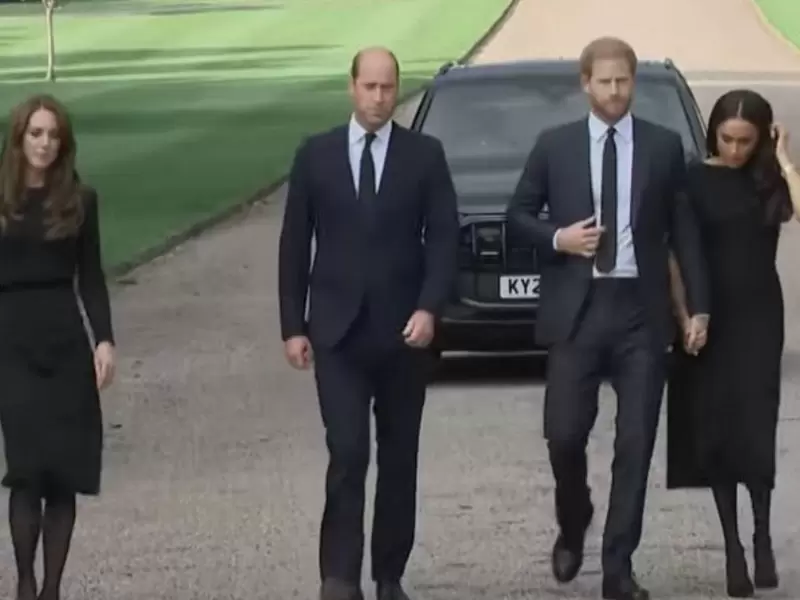Príncipes William y Harry Príncipes William y Harry