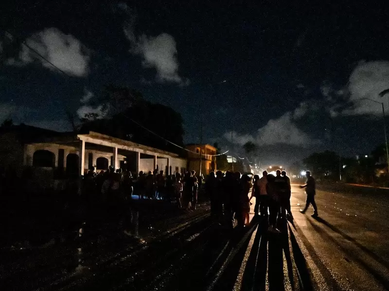 Apagón en Cuba tras el paso del huracán Ian
