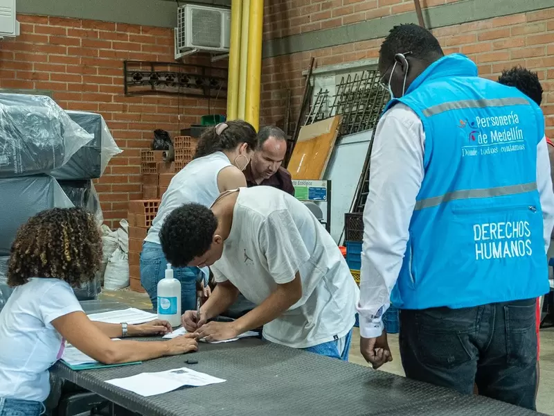Por encima del 800% está el hacinamiento en los centros de detención transitoria en Medellín