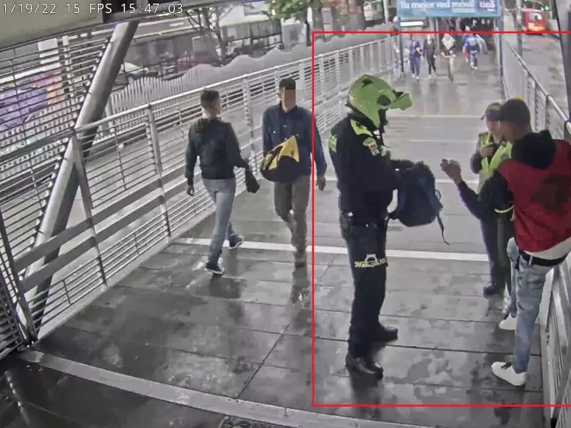 Captura delincuente en estación de Transmilenio calle 26