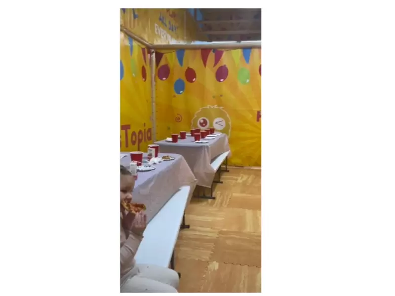 Mamá invitó a 30 niños al cumpleaños de su hija y nadie asistió Mamá invitó a 30 niños al cumpleaños de su hija y nadie asistió