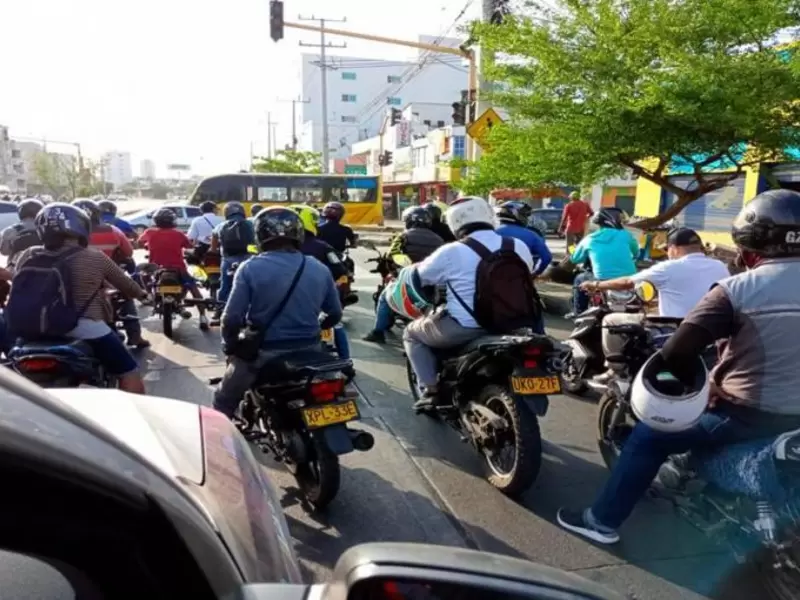 Restricción parrillero hombre en Cartagena