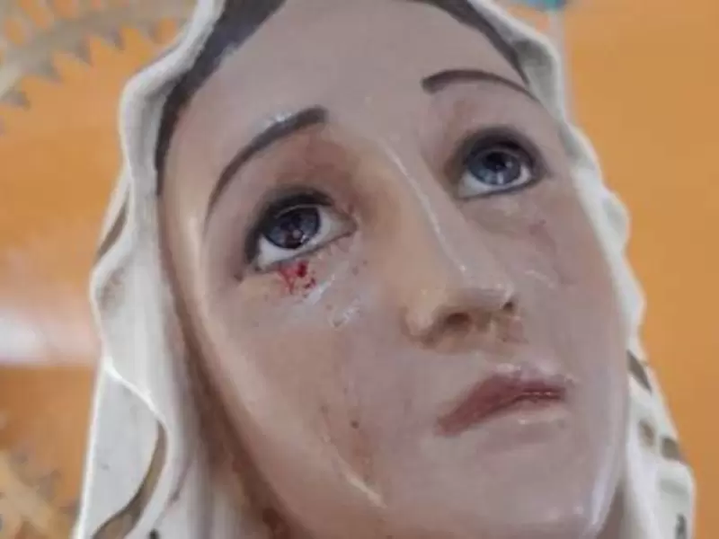 Virgen que llora sangre Virgen que llora sangre