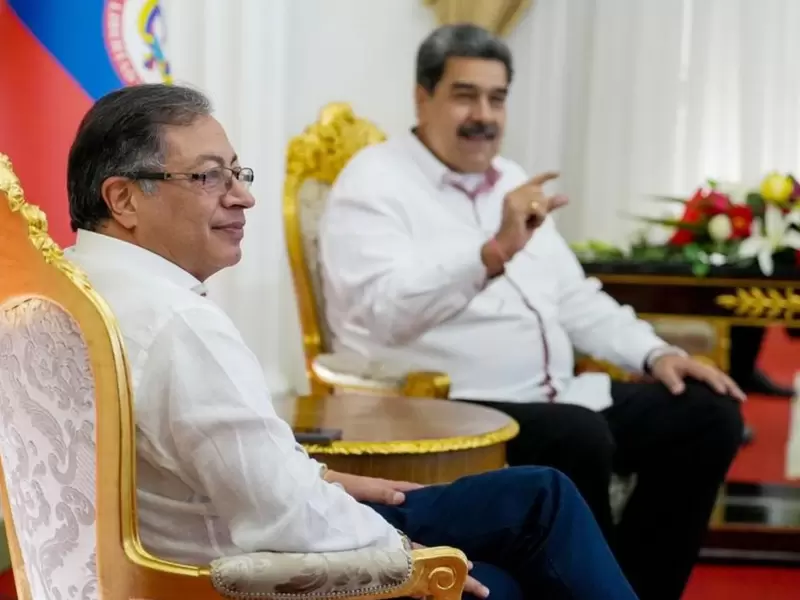 Gustavo Petro y Nicolás Maduro Gustavo Petro y Nicolás Maduro