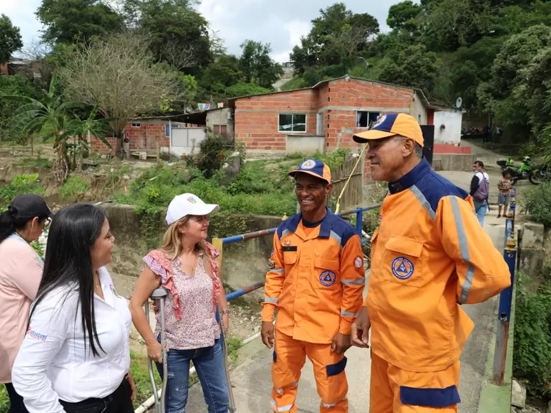Se ha dispuesto se maquinaria amarilla para remoción de residuos sólidos
