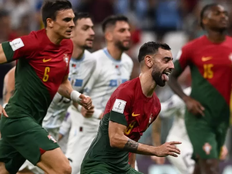 Uruguay quedó al borde de la eliminación tras perder con Portugal Uruguay quedó al borde de la eliminación tras perder con Portugal