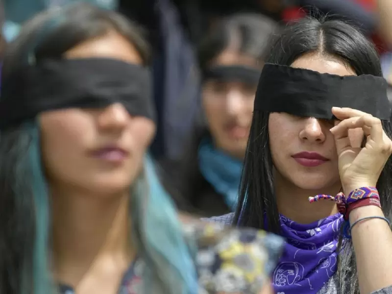 Protesta de mujeres contra la violencia de género, en Bogotá.