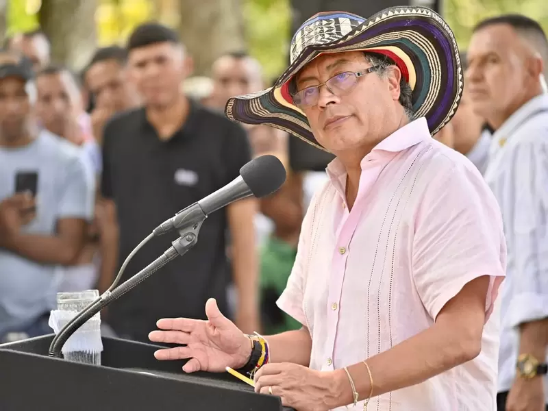 Presidente Gustavo Petro Magangue
