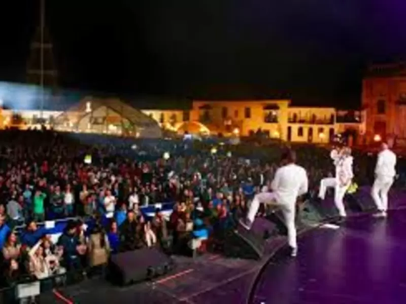 Tunja, Plaza de Bolívar, Aguinaldo, Boyacá
