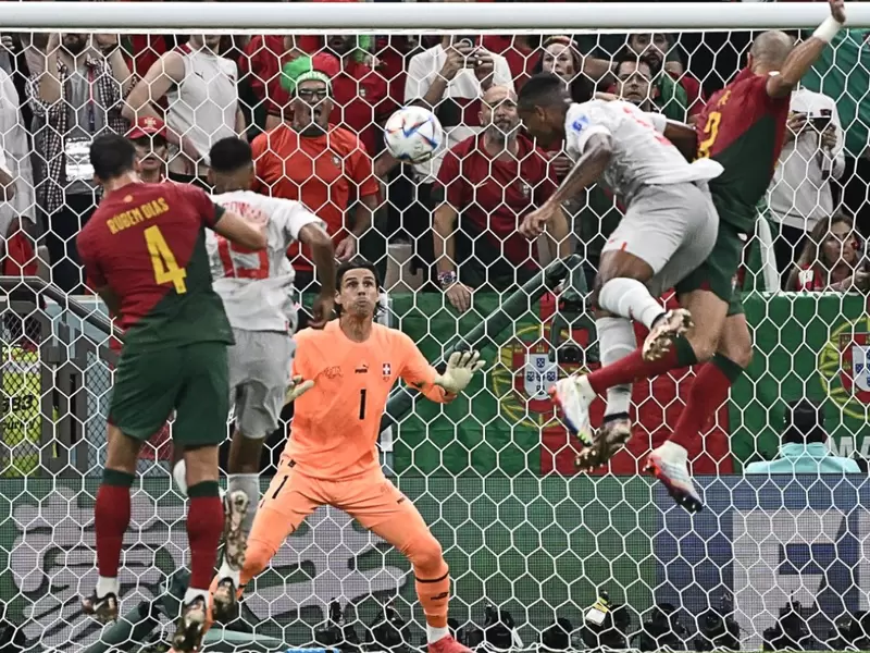 Portugal fluye sin CR7: Golearon a Suiza y pasó a los cuartos de final Portugal fluye sin CR7: Golearon a Suiza y pasó a los cuartos de final