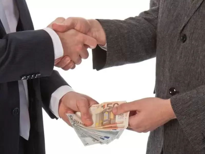 Referencia corrupción.