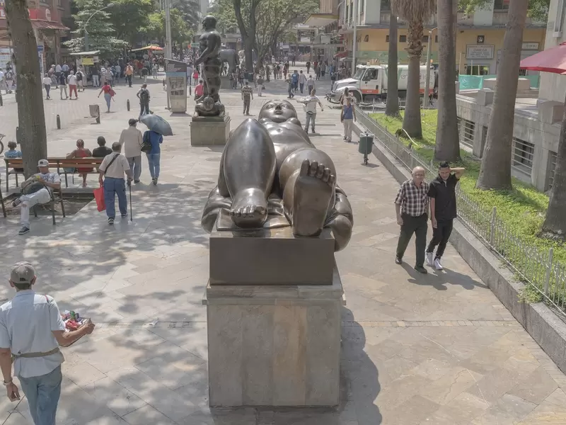 Esculturas de Fernando Botero son restauradas