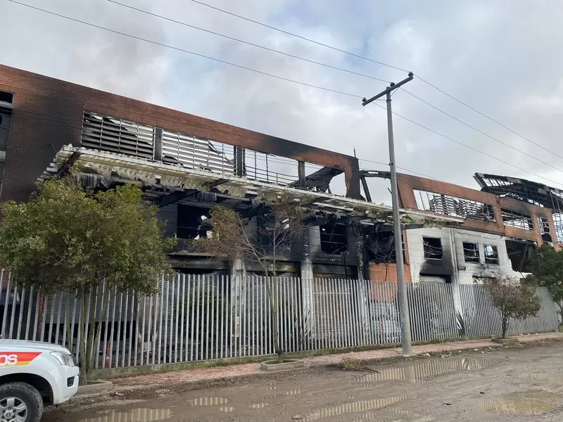 Incendio calle 80 un día después