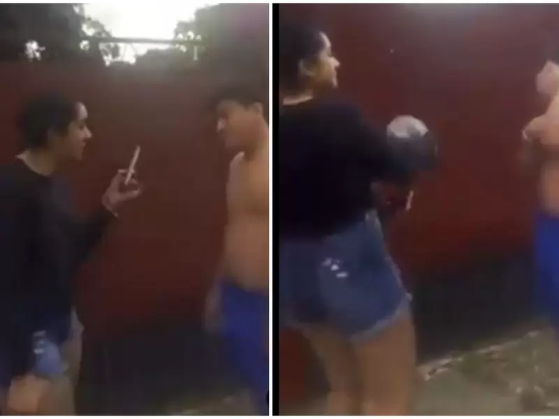 Mujer golpea sin piedad, y hasta con casco, a su novio por ser infiel Mujer golpea sin piedad, y hasta con casco, a su novio por ser infiel