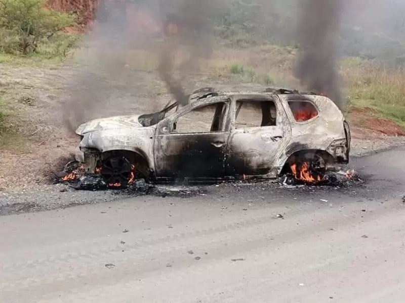 carro incinerado Florida, Valle