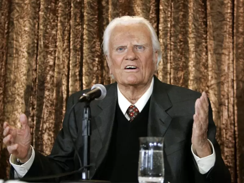 Pastor evangélico estadounidense Billy Graham muere a los 99 años Pastor evangélico estadounidense Billy Graham muere a los 99 años