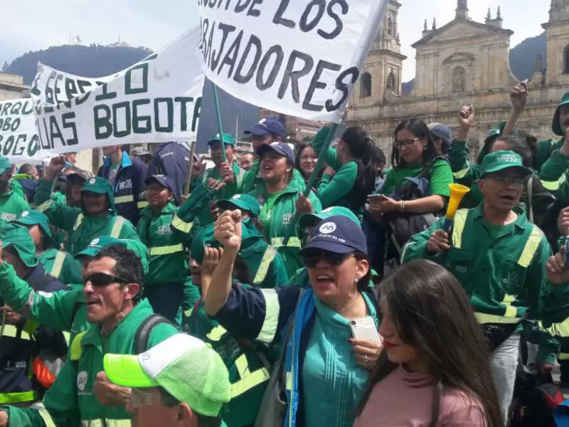 Protesta de funcionarios de Aguas de Bogotá Protesta de funcionarios de Aguas de Bogotá