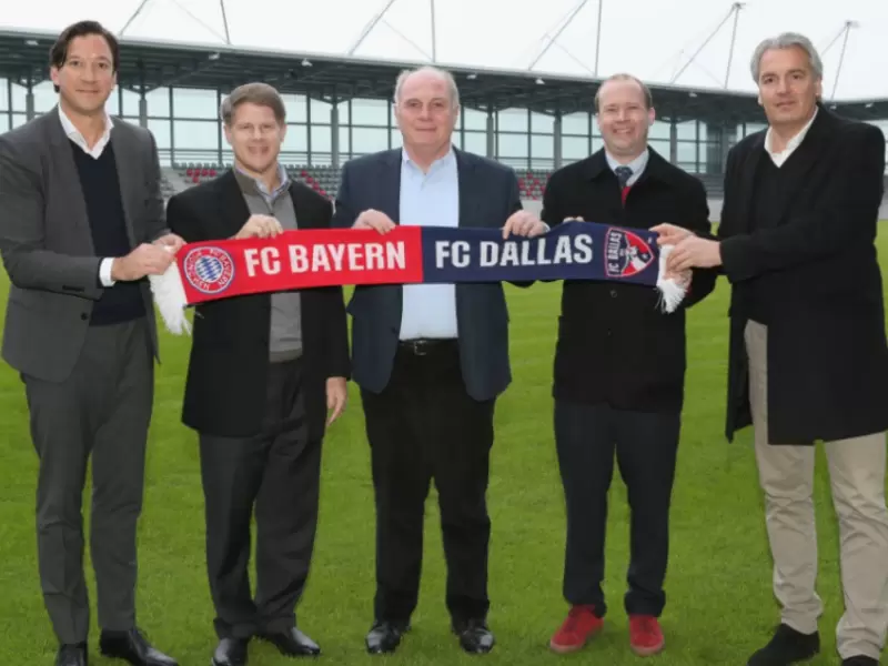 Bayern Munich y Dallas F.C. Bayern Munich y Dallas F.C.