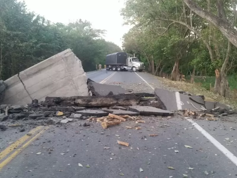 Atentado del ELN en la Ruta del sol Atentado del ELN en la Ruta del sol