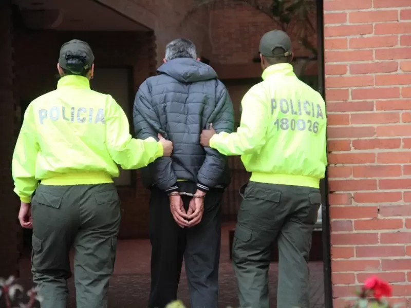 Policía Policía