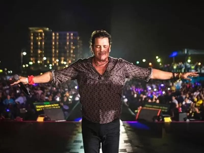 Carlos Vives en concierto Carlos Vives, músico colombiano