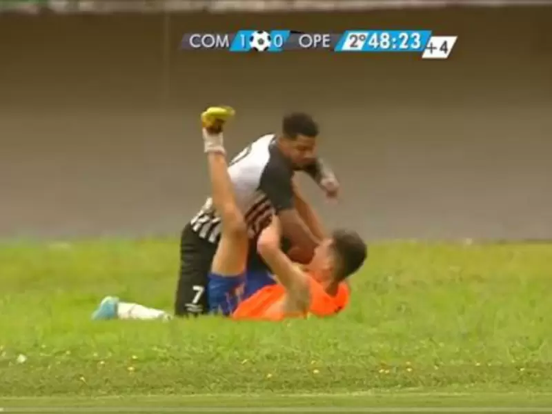 Golpean a recogebolas Golpean a recogebolas