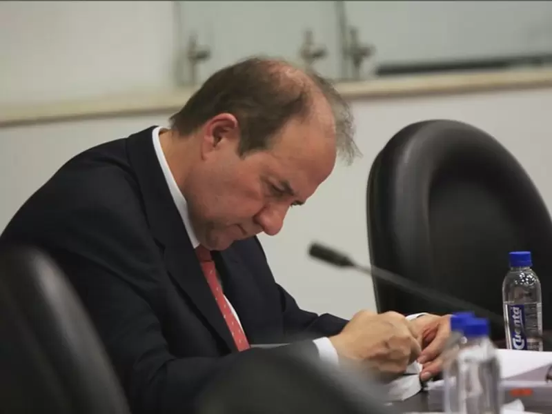 LEONIDAS BUSTOS LEONIDAS BUSTOS