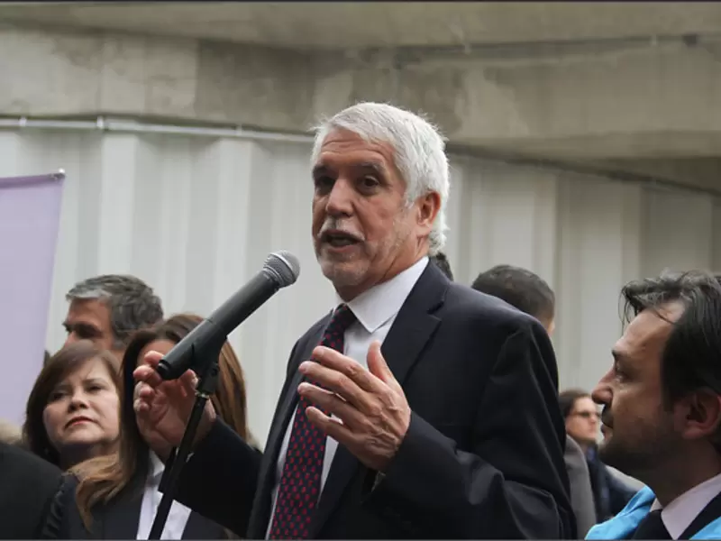 ENRIQUE PEÑALOSA ENRIQUE PEÑALOSA