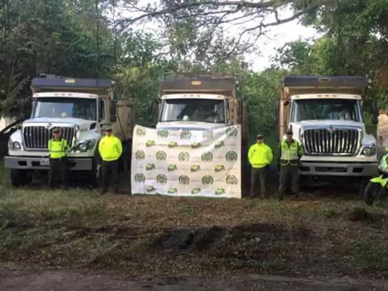 Recuperan volquetas hurtadas de la Concesión Pacifico III en Caldas Recuperan volquetas hurtadas de la Concesión Pacifico III en Caldas