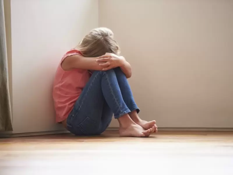Violencia contra menores Violencia contra menores